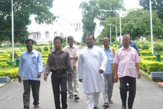 BSD, JD(U) jointly submits memorandum to Governor BSD, JD(U) jointly submits memorandum to Governor